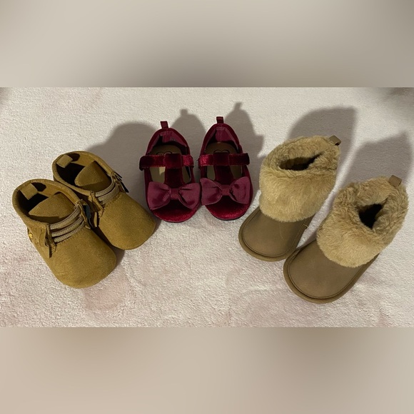 Baby girl shoe bundle 3-6M - Picture 1 of 2